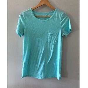 American Eagle tshirt